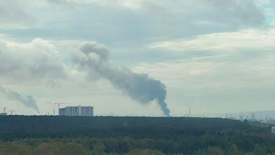 Хронологія атаки на пермський НПЗ: від ранкових вибухів до обмежень в аеропорту