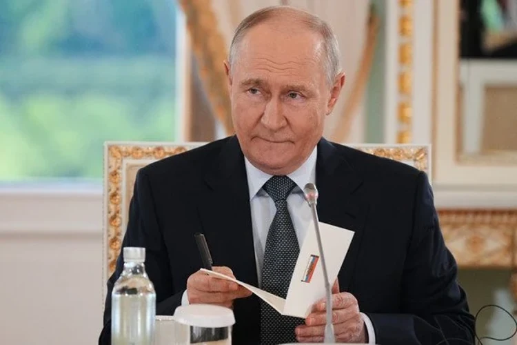 Путін анонсував підготовку до повернення бійців і визнав збитки від дронів