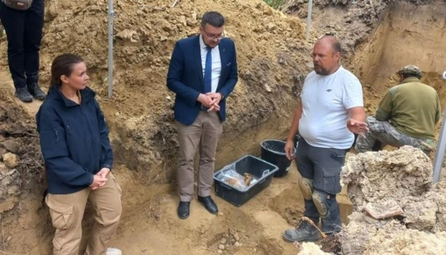 Львів: на Голосківському кладовищі 89 із 90 останків військових уже ексгумовано